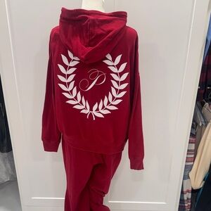 Pink Victorias’s Secret sweatsuit (full set!)